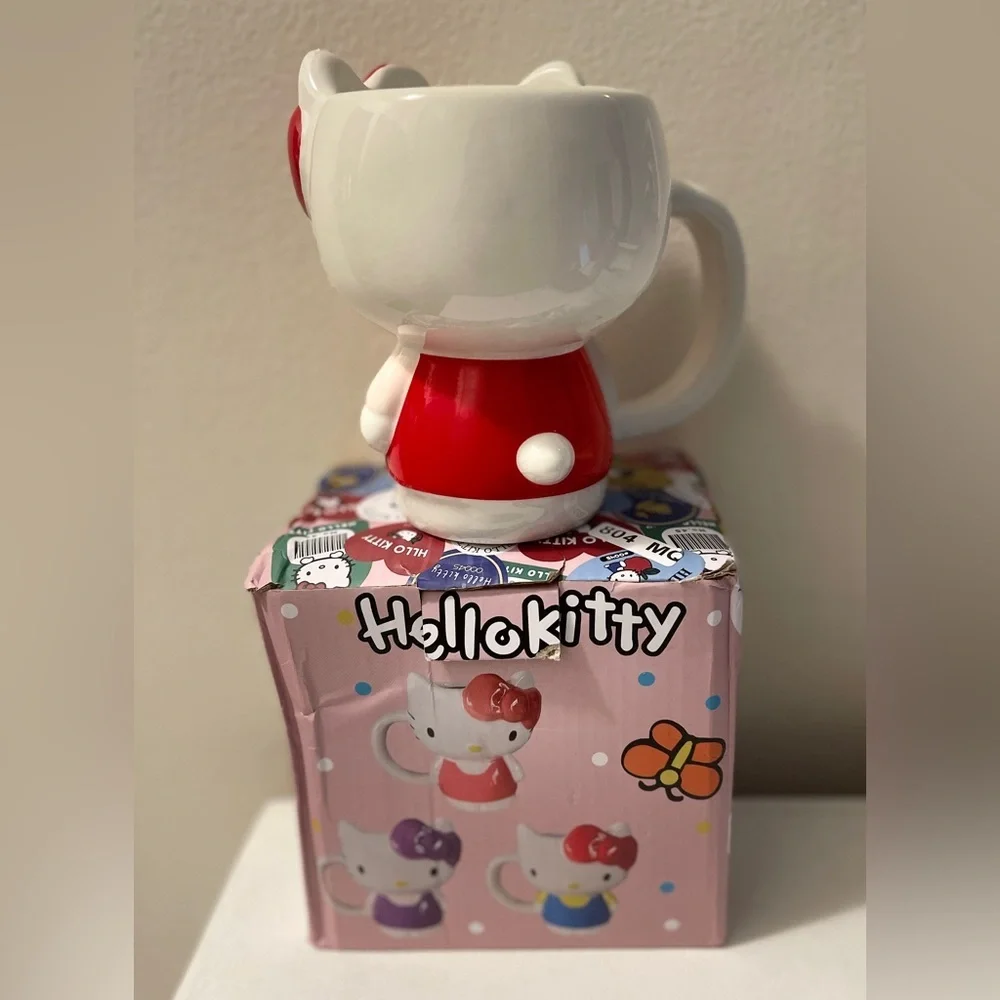 Hello Kitty Ceramic Mug New with Box